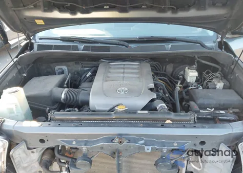 2010 Toyota Tundra Grade 4.6L V8 z USA, uszkodzony, nr VIN 5TFUM5F15AX009238